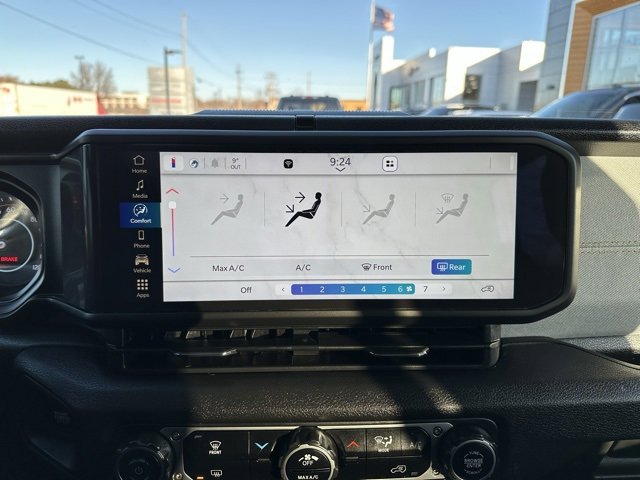 Used 2024 Jeep Wrangler Sport image 37