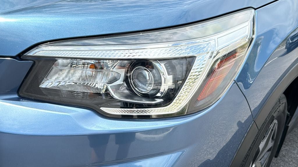 Used 2019 Subaru Forester Premium AWD/4WD image 7