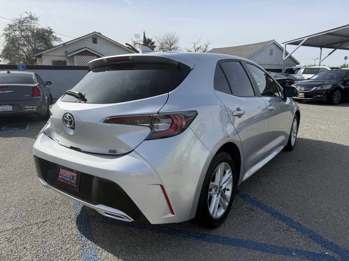 Used 2020 Toyota Corolla SE w/ Carpet Mat Package image 24