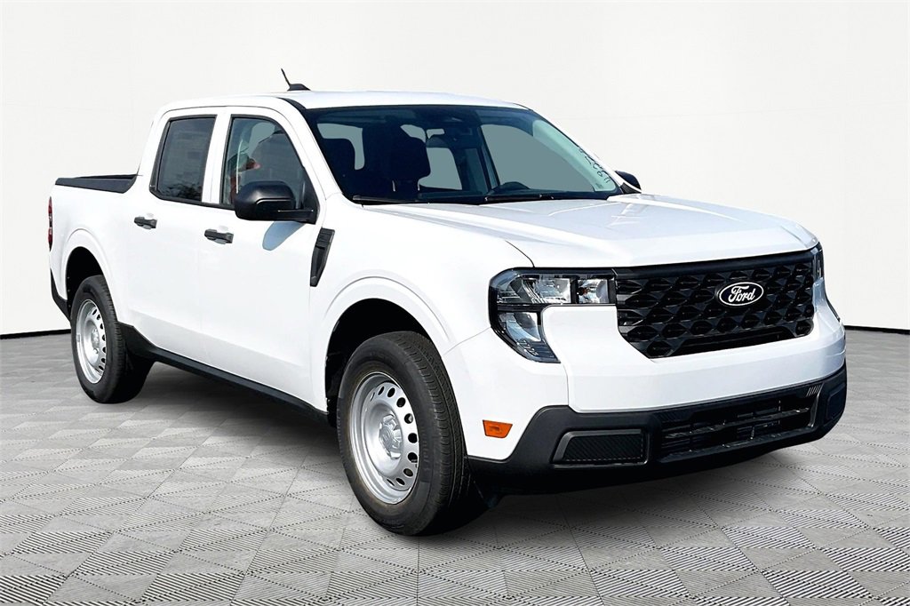 New 2025 Ford Maverick XL