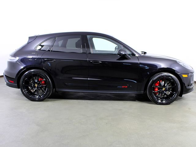 New 2026 Porsche Macan GTS image 8