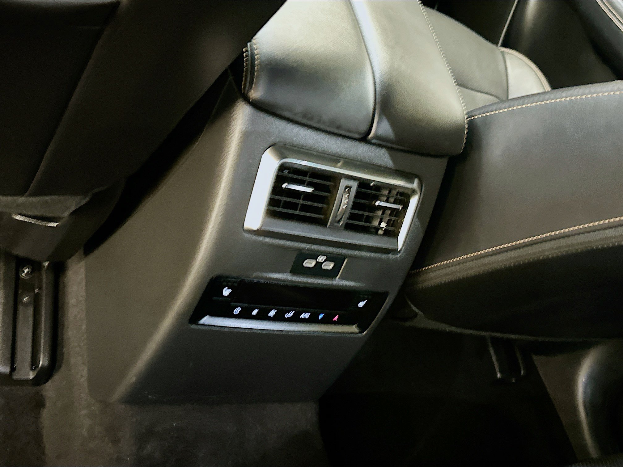 Used 2024 MAZDA CX-90 Plug-In Hybrid w/ Premium Plus AWD/4WD image 29