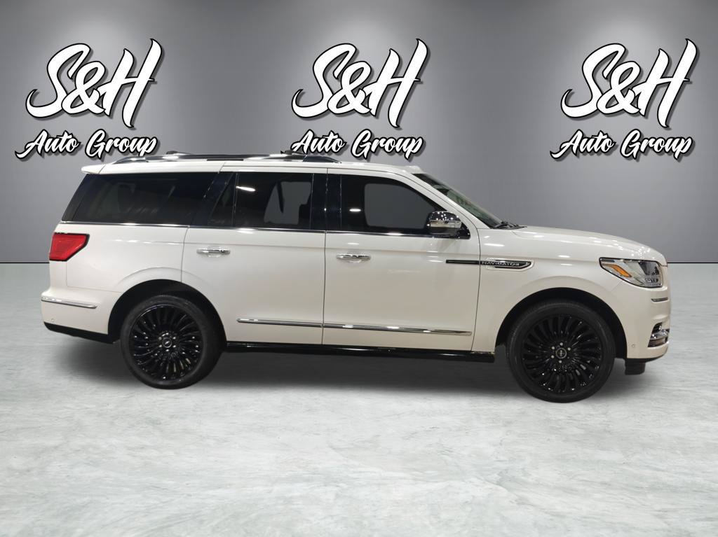 Used 2019 Lincoln Navigator Black Label w/ Cargo Package AWD/4WD image 29
