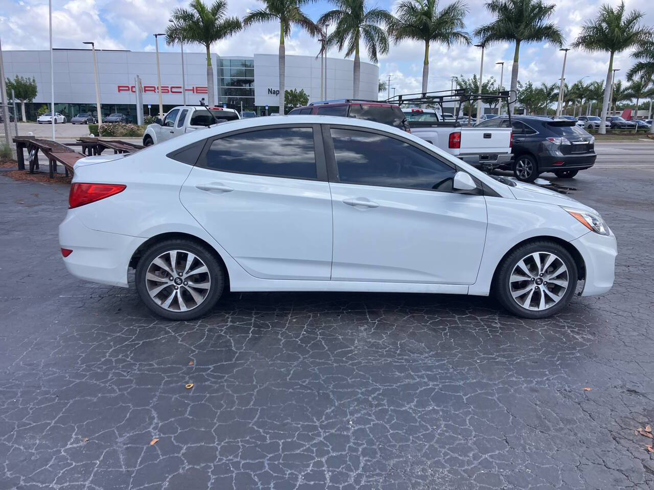 Used 2017 Hyundai Accent Value Edition image 1
