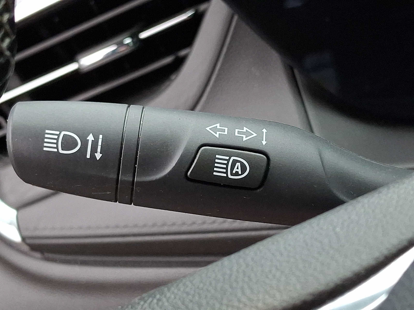 Certified 2024 Buick Encore GX Preferred FWD image 23