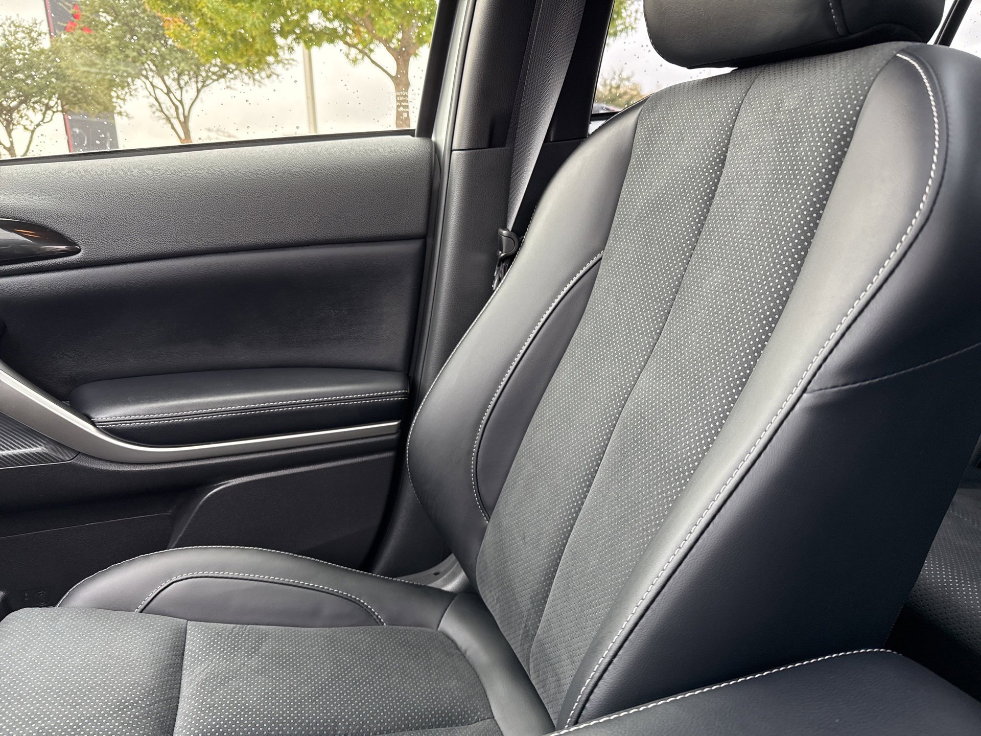 Used 2025 Mitsubishi Eclipse Cross SE image 15