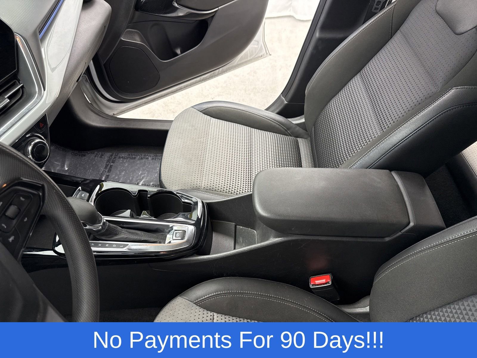 Used 2025 Chevrolet Trax LT FWD image 19