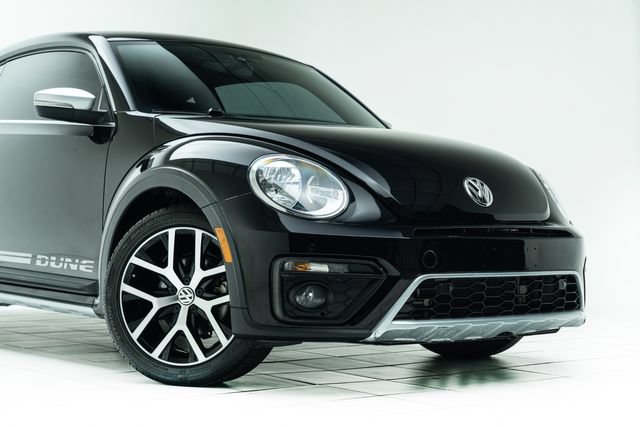 Used 2017 Volkswagen Beetle 1.8T Dune FWD image 4