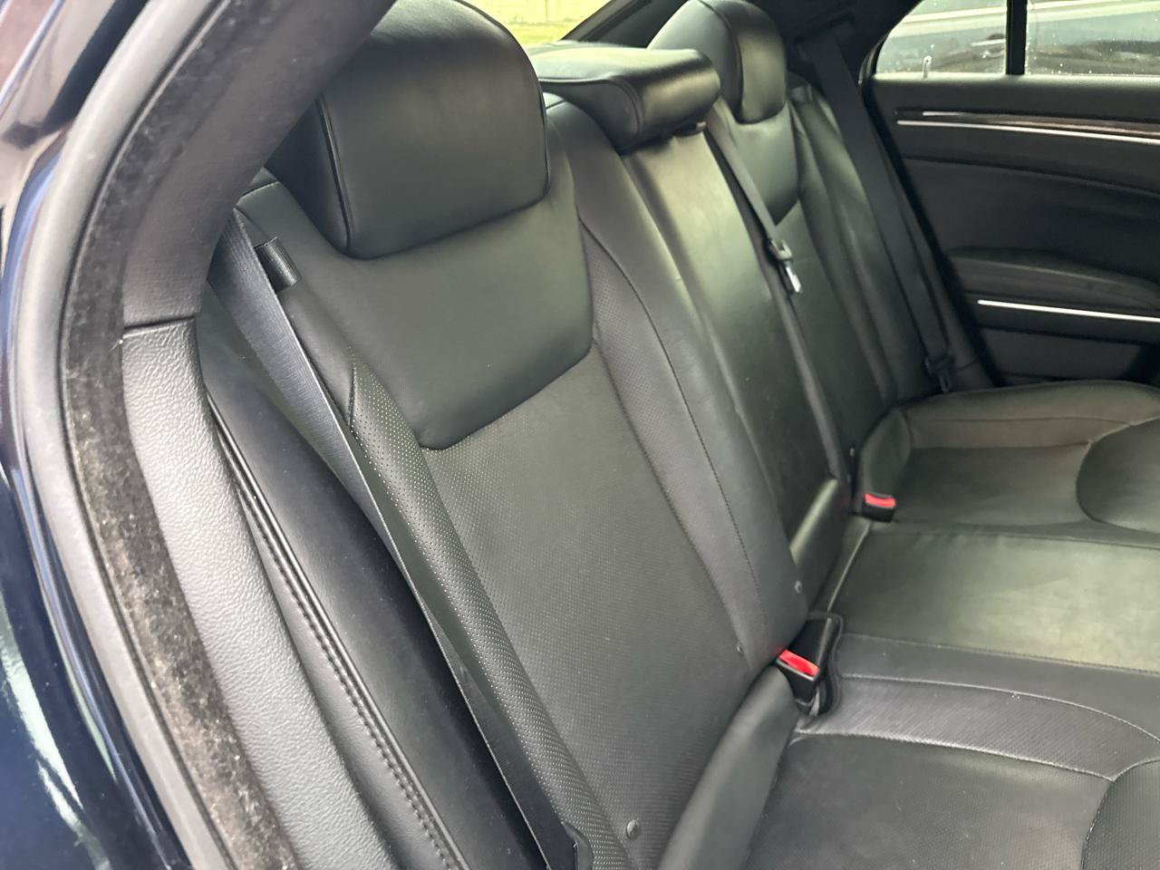 Used 2011 Chrysler 300 C w/ Sound Group RWD image 41