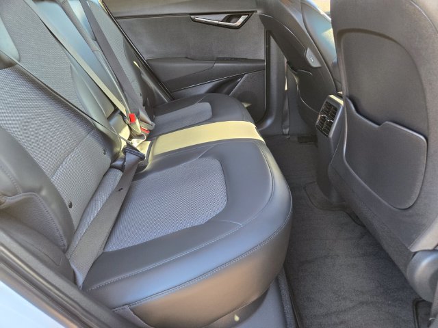 Used 2023 Kia Niro Wind w/ Wind Preserve Package FWD image 14