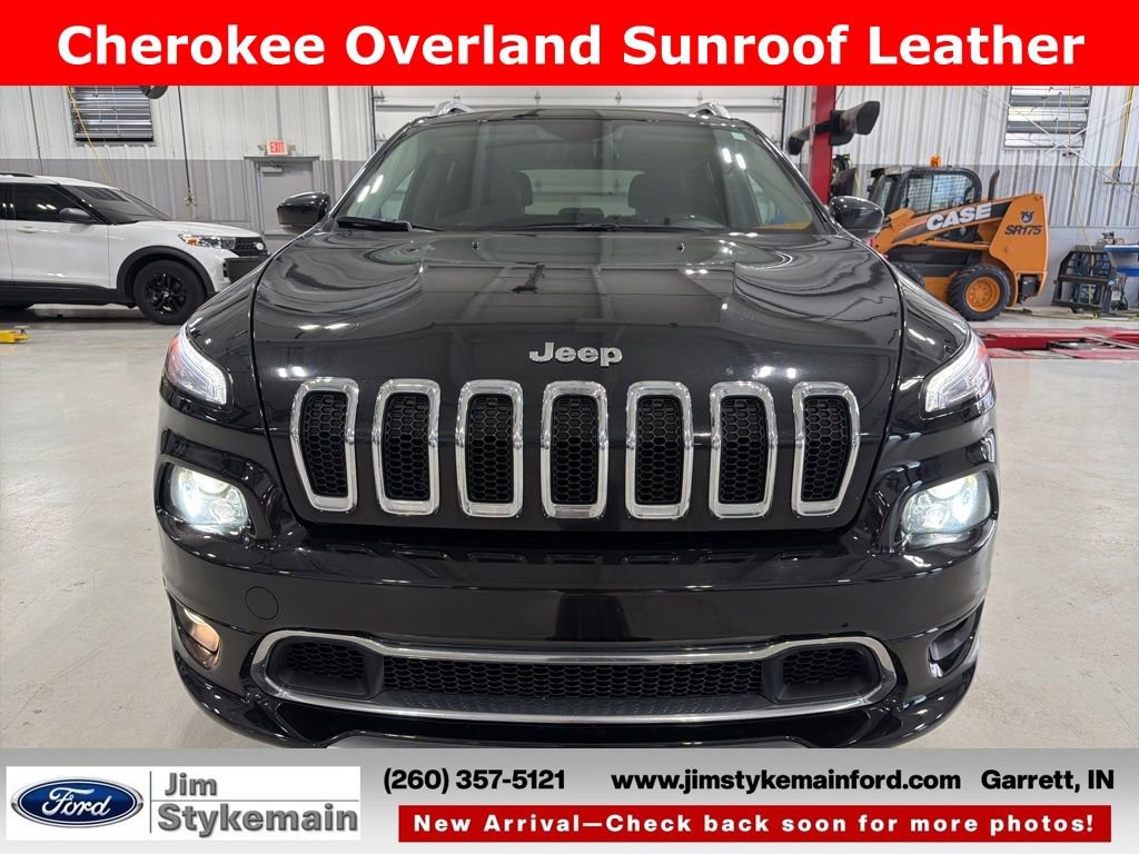 Used 2016 Jeep Cherokee Overland AWD/4WD image 14