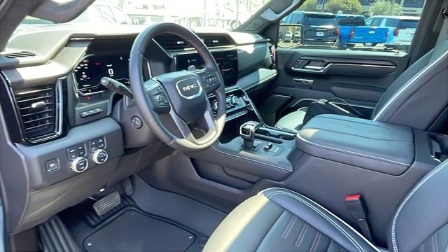 Used 2024 GMC Sierra 1500 AT4X image 11