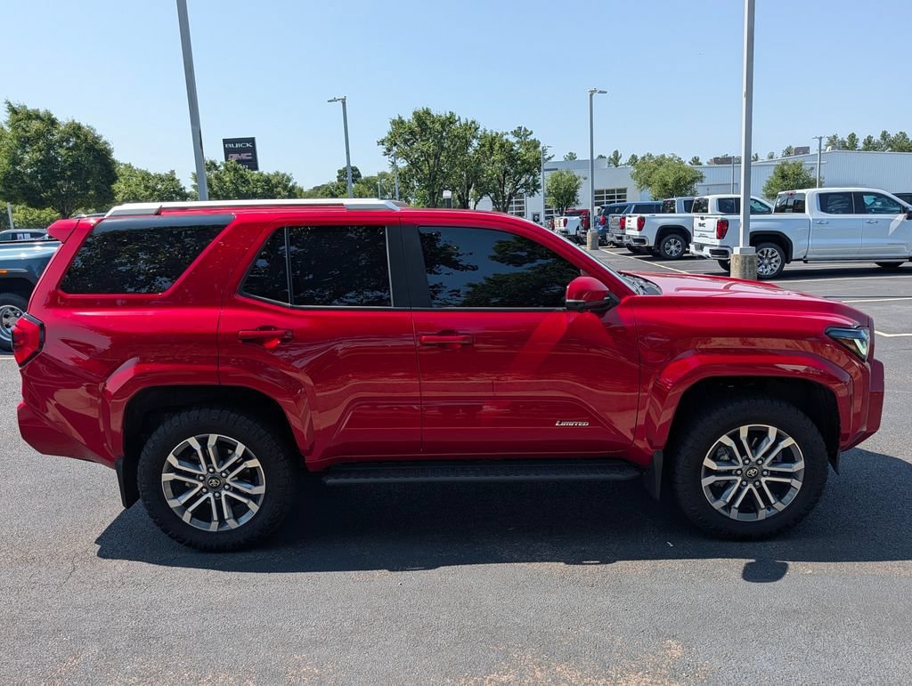 Used 2025 Toyota 4Runner Limited w/ Tow Technology Package AWD/4WD image 9