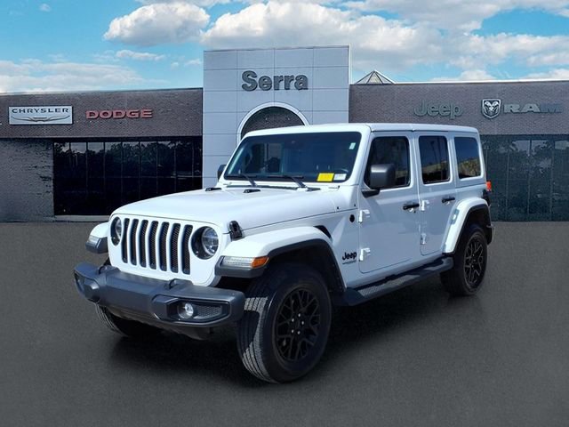 Used 2022 Jeep Wrangler Unlimited Sahara image 3