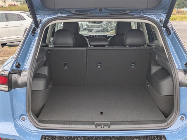 New 2026 Volkswagen Tiguan SE image 13