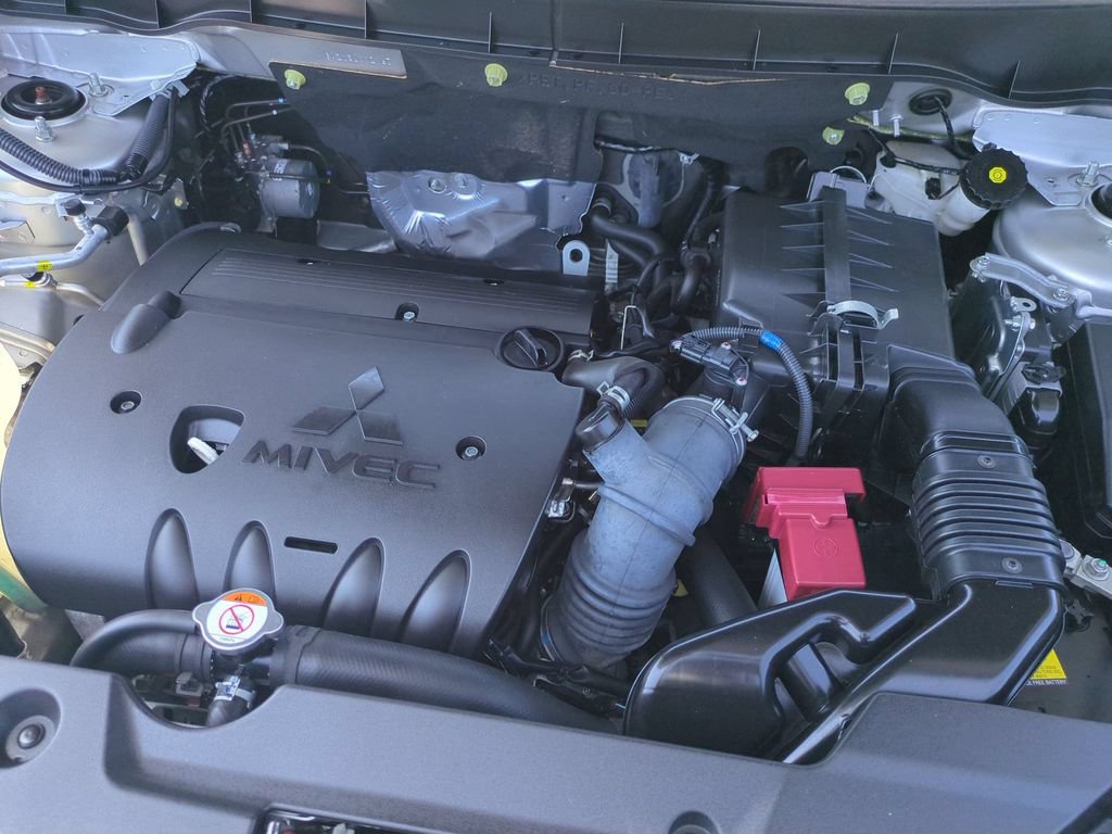 Used 2025 Mitsubishi Outlander Sport SE AWD/4WD image 33