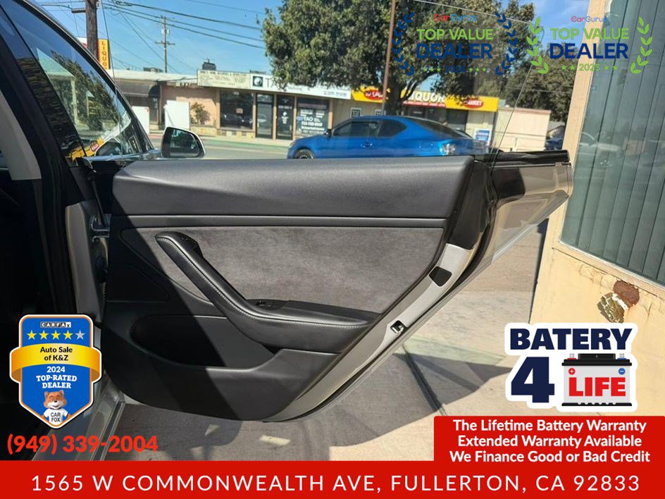Used 2018 Tesla Model 3 Long Range RWD image 27