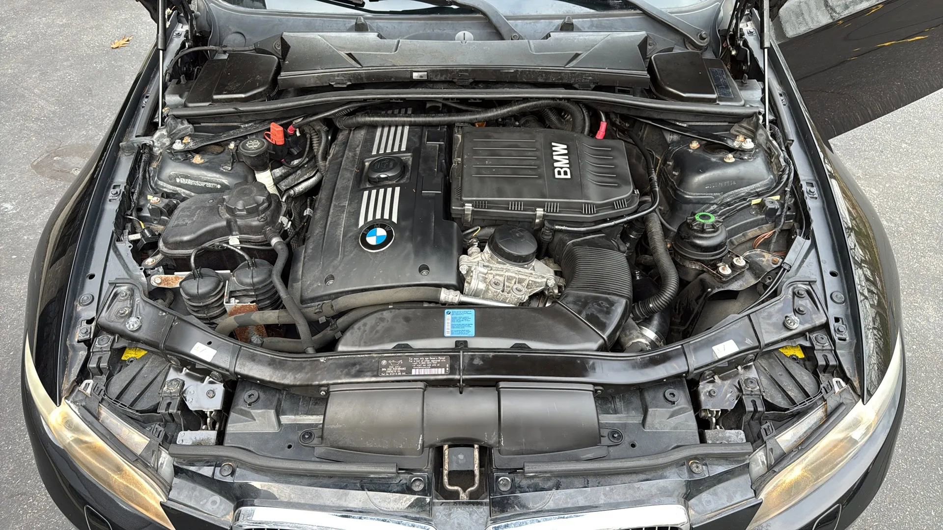 Used 2010 BMW 335i Coupe image 34