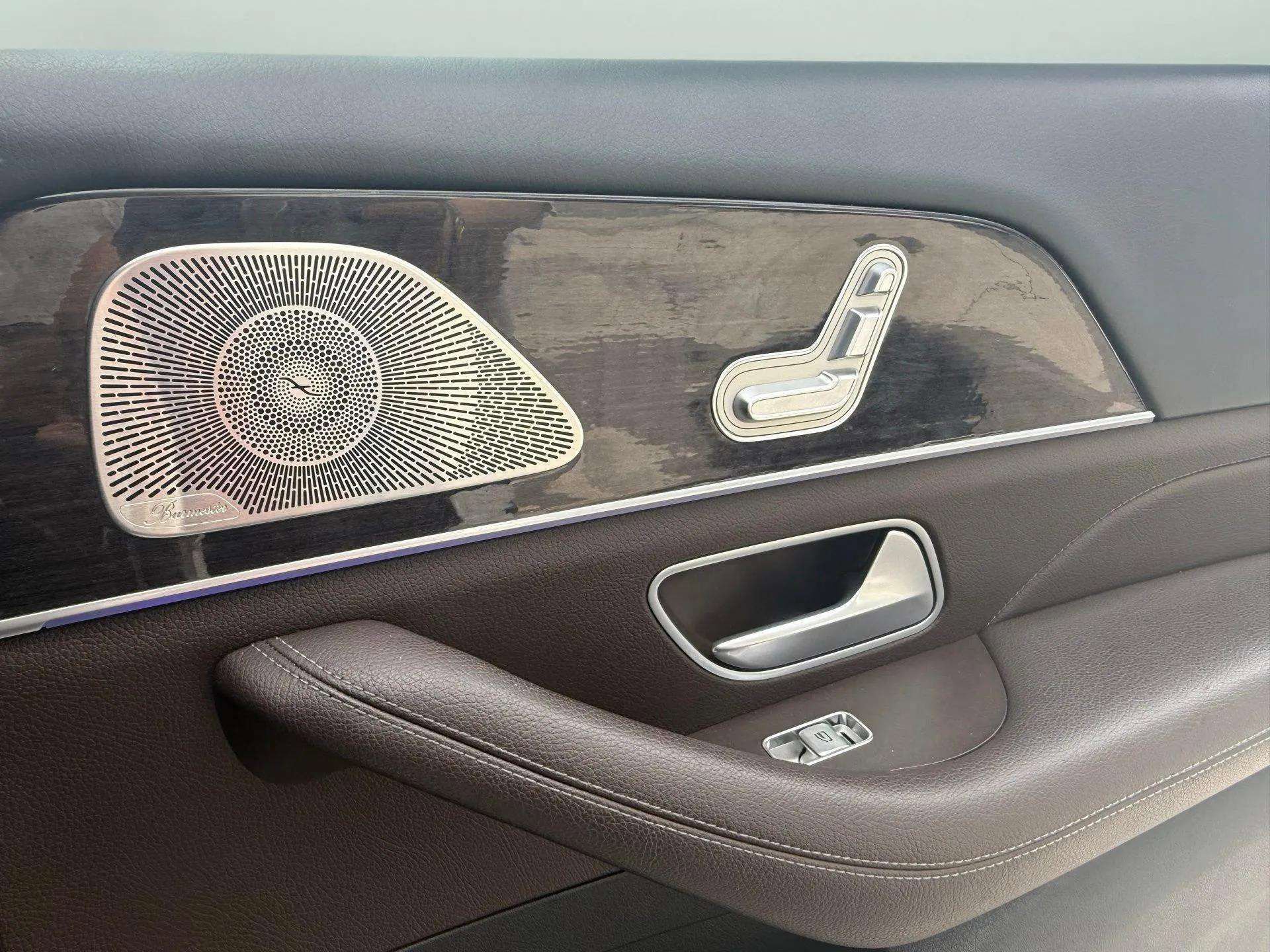 Used 2023 Mercedes-Benz GLS 450 4MATIC image 27