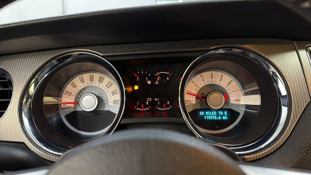 Used 2011 Ford Mustang GT Premium w/ Comfort Pkg image 26