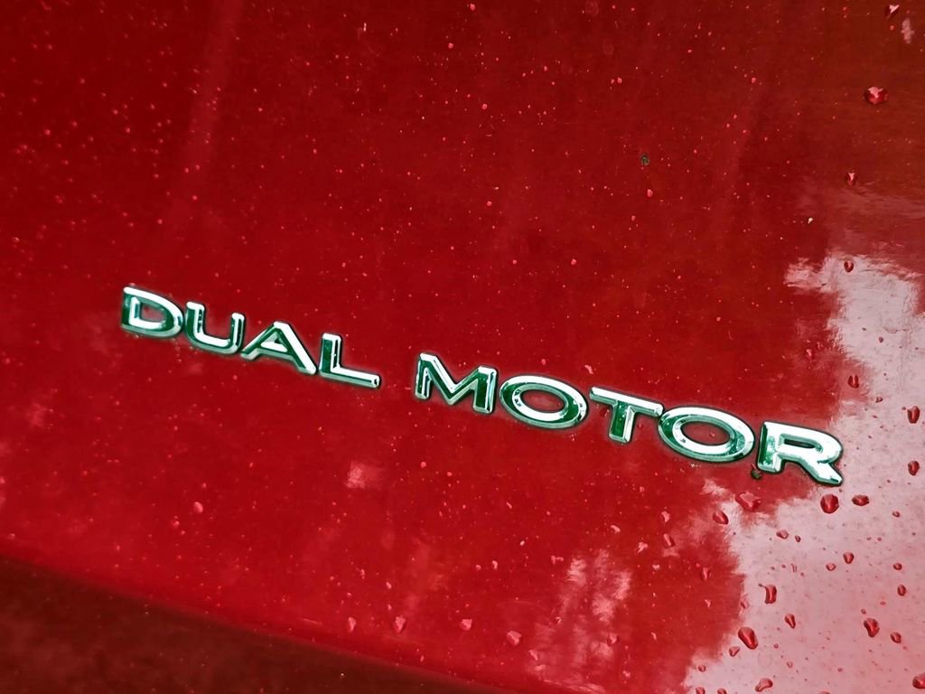 Used 2023 Tesla Model Y Long Range image 7