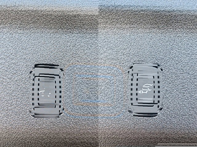 New 2025 Cadillac Escalade ESV Sport w/ Touring Package image 13