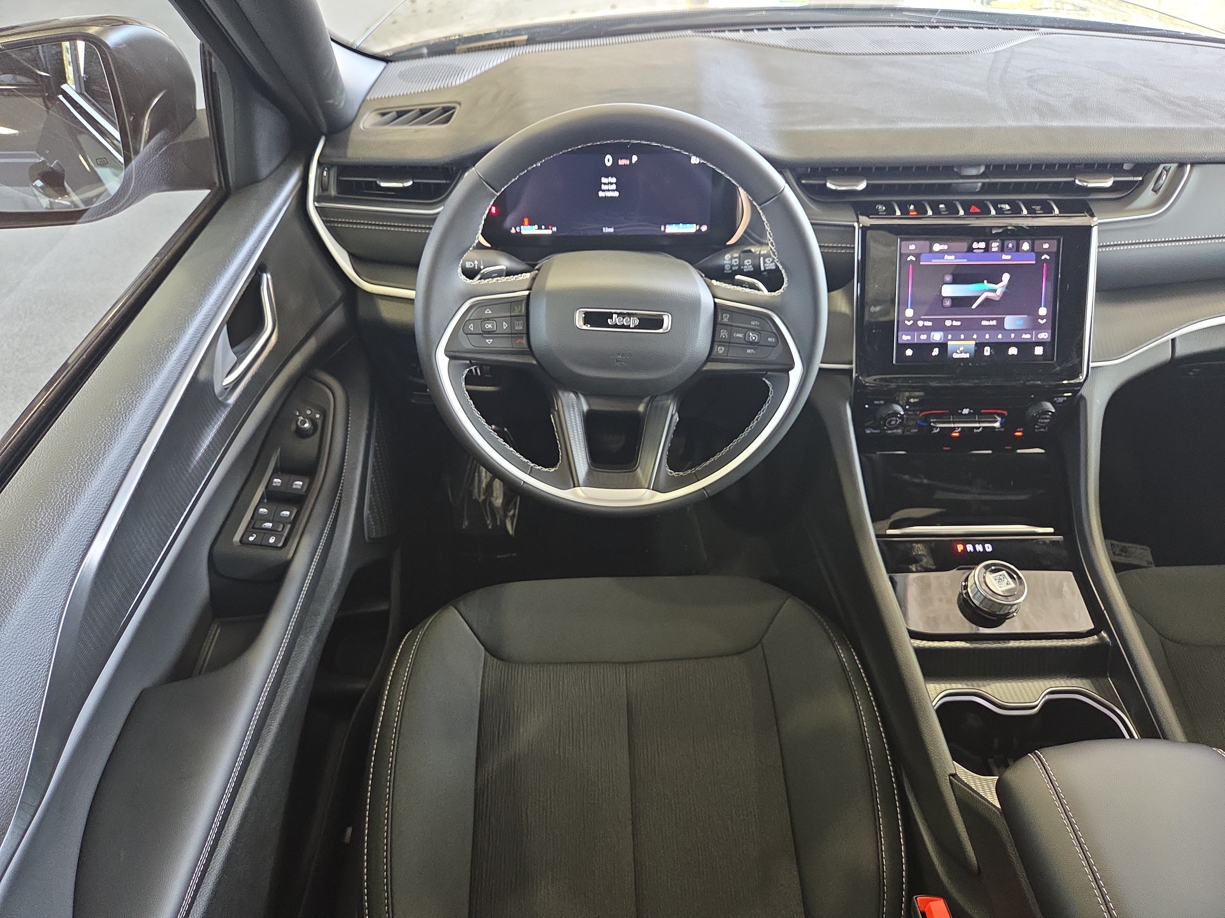 New 2025 Jeep Grand Cherokee L Laredo RWD image 16