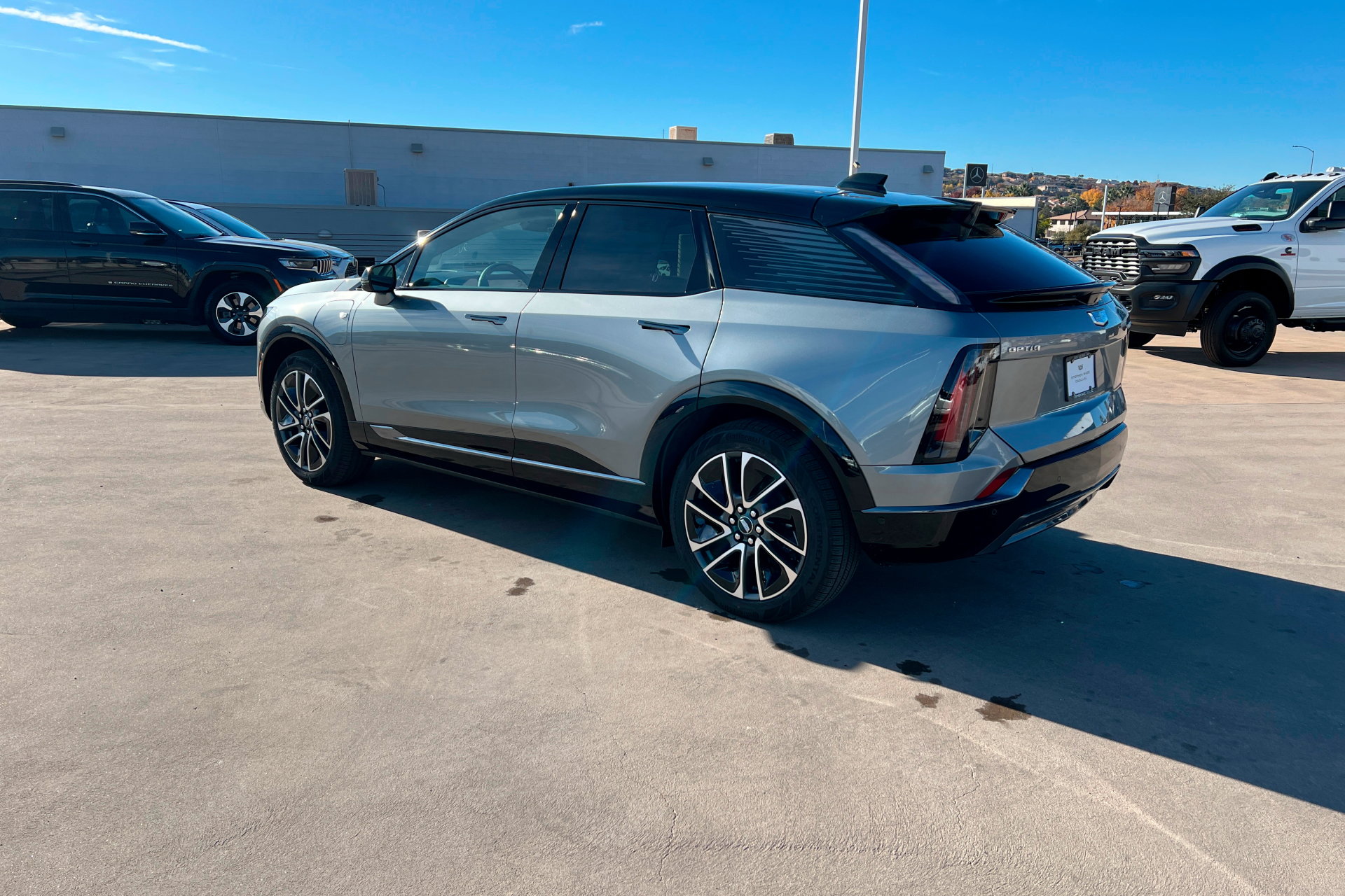 New 2026 Cadillac Optiq Sport 2 w/ LPO, Floor Liner Package image 3