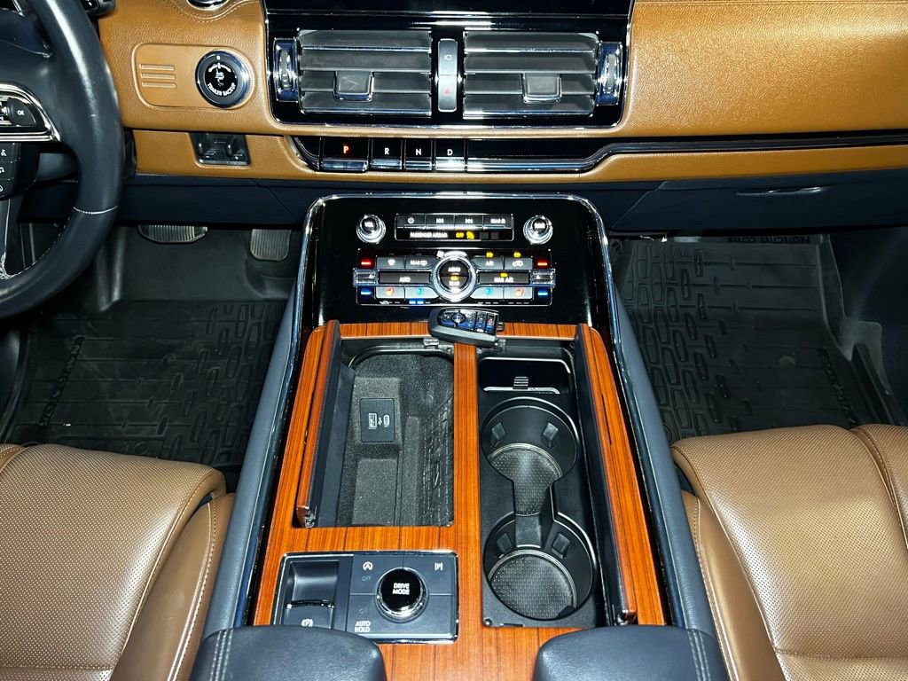 Used 2023 Lincoln Navigator Reserve AWD/4WD image 26