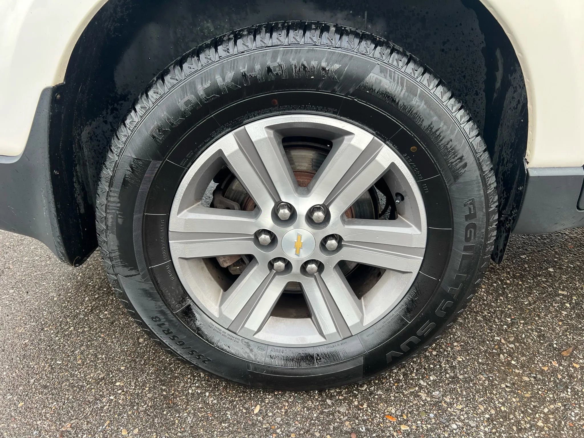 Used 2015 Chevrolet Traverse LT image 11