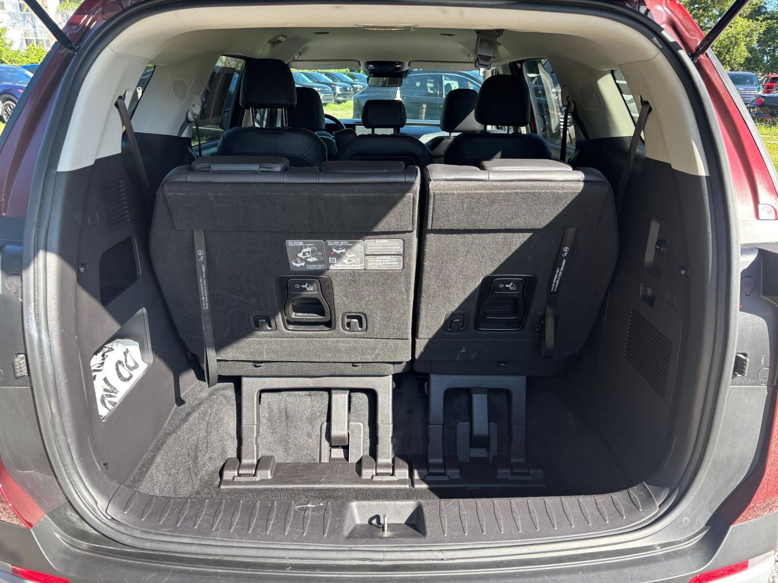 Used 2026 Kia Carnival FWD image 33