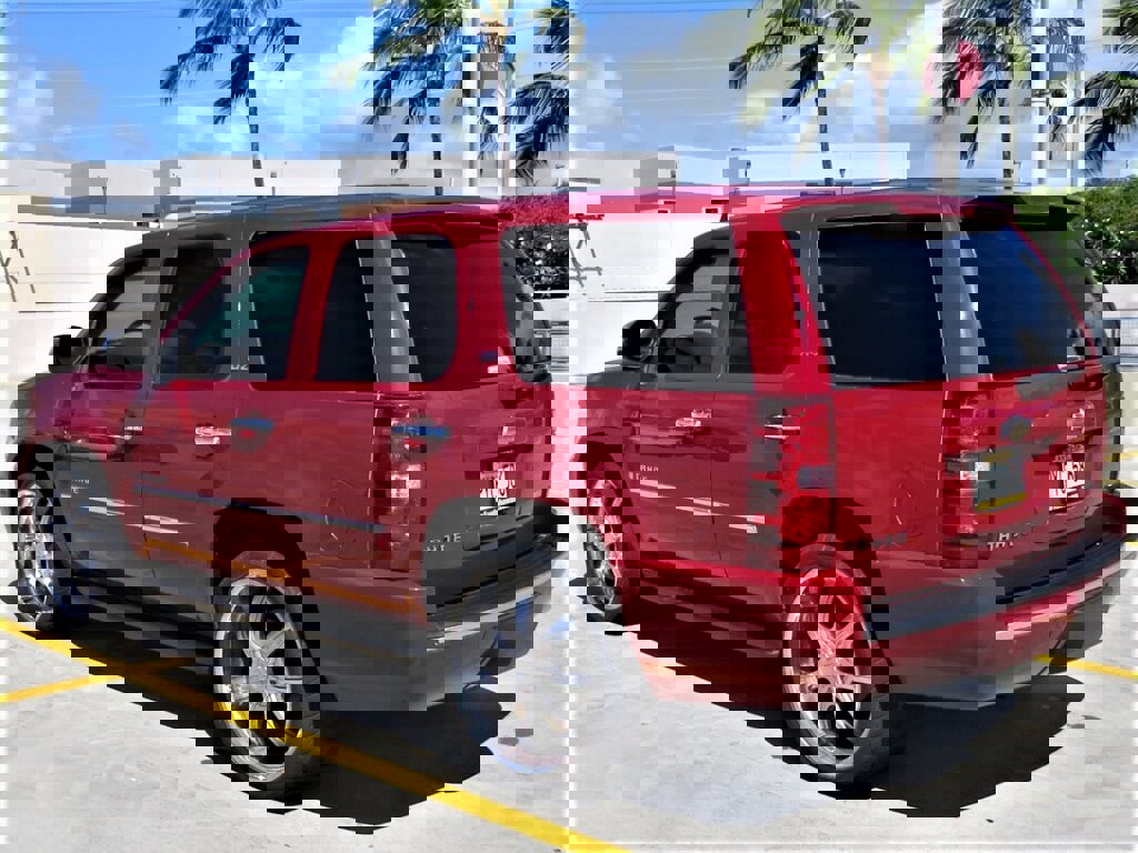 Used 2009 Chevrolet Tahoe LTZ image 3