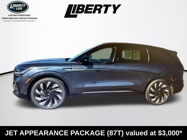 Used 2024 Lincoln Nautilus Reserve w/ Equipment Group 202A AWD/4WD image 3