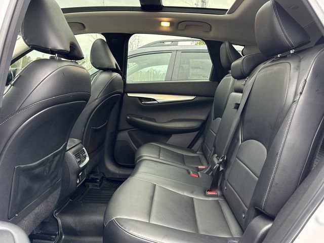 Used 2021 INFINITI QX50 Luxe image 14