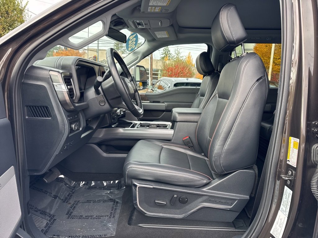 Used 2024 Ford F350 Lariat image 21