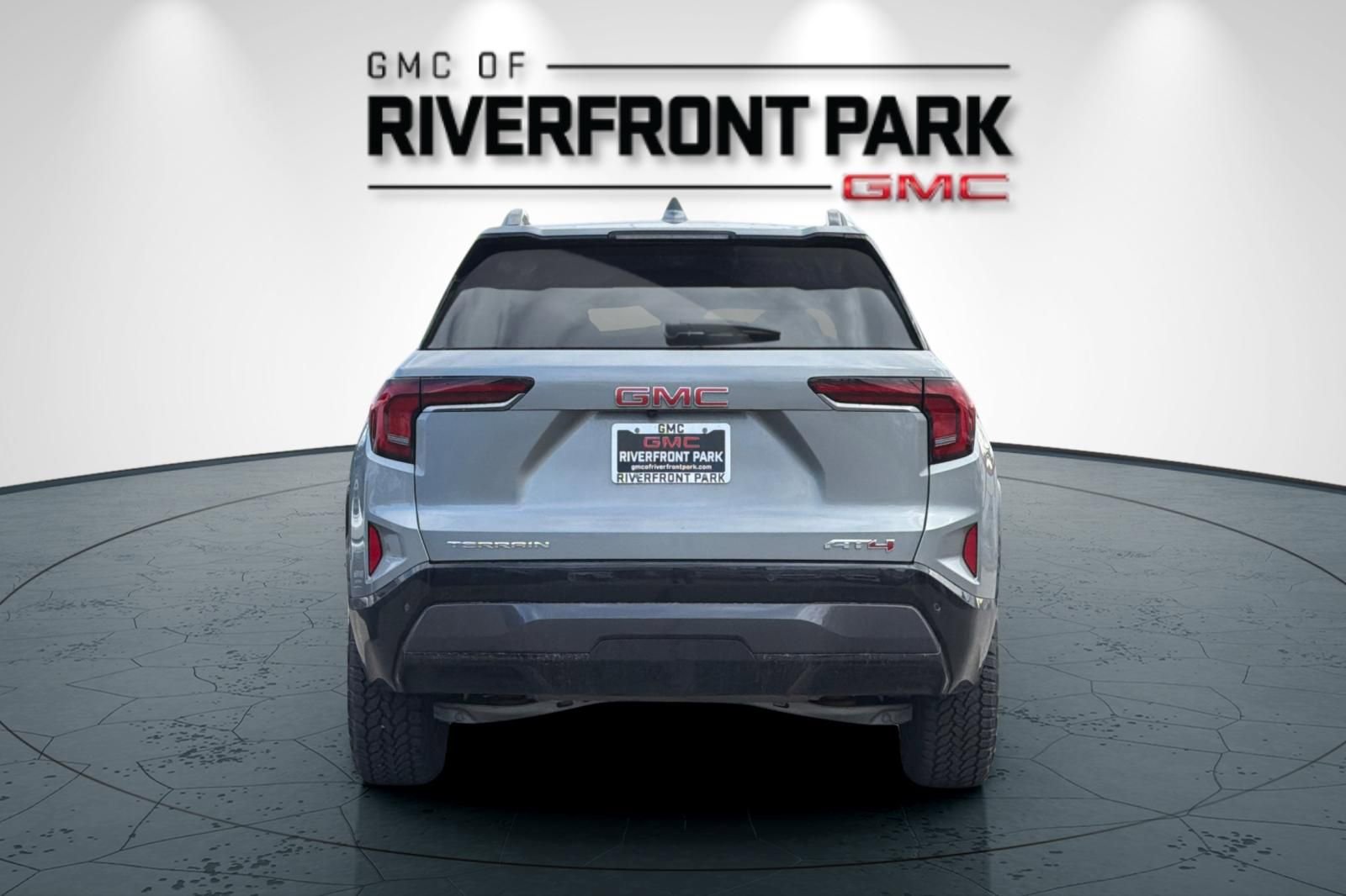 New 2026 GMC Terrain AT4 w/ Convenience Package III AWD/4WD image 4