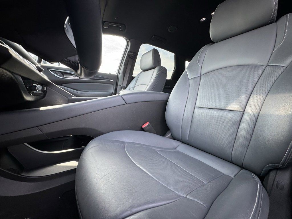 Used 2024 Buick Enclave Premium image 20