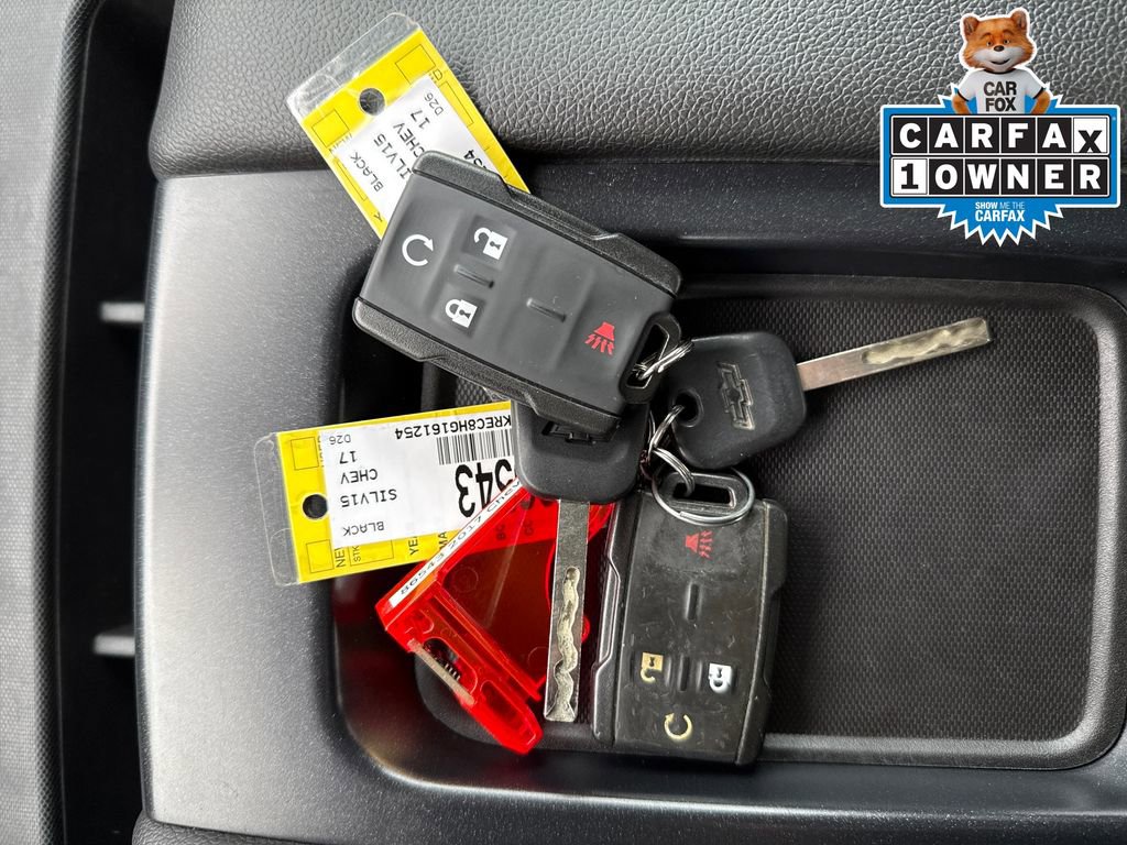 Used 2017 Chevrolet Silverado 1500 LT w/ All Star Edition AWD/4WD image 34