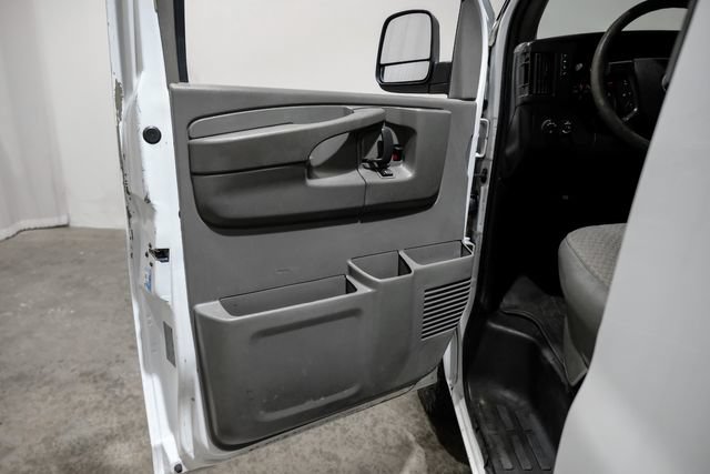 Used 2013 Chevrolet Express 3500 LT w/ LT Preferred Equipment Group RWD image 28