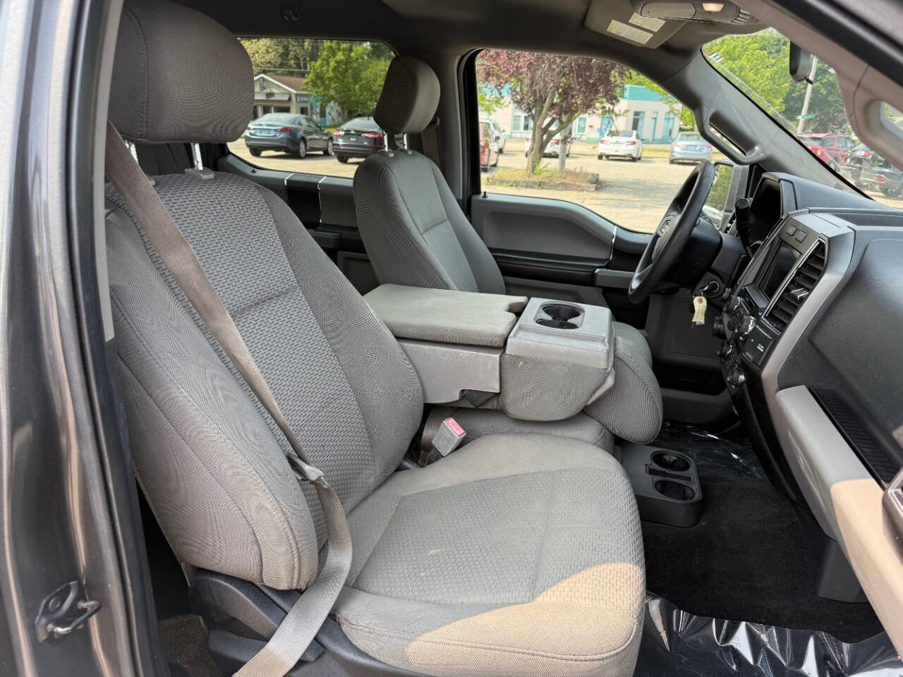 Used 2018 Ford F150 XLT w/ Trailer Tow Package image 30