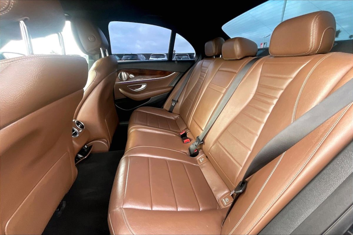 Used 2017 Mercedes-Benz E 300 image 16