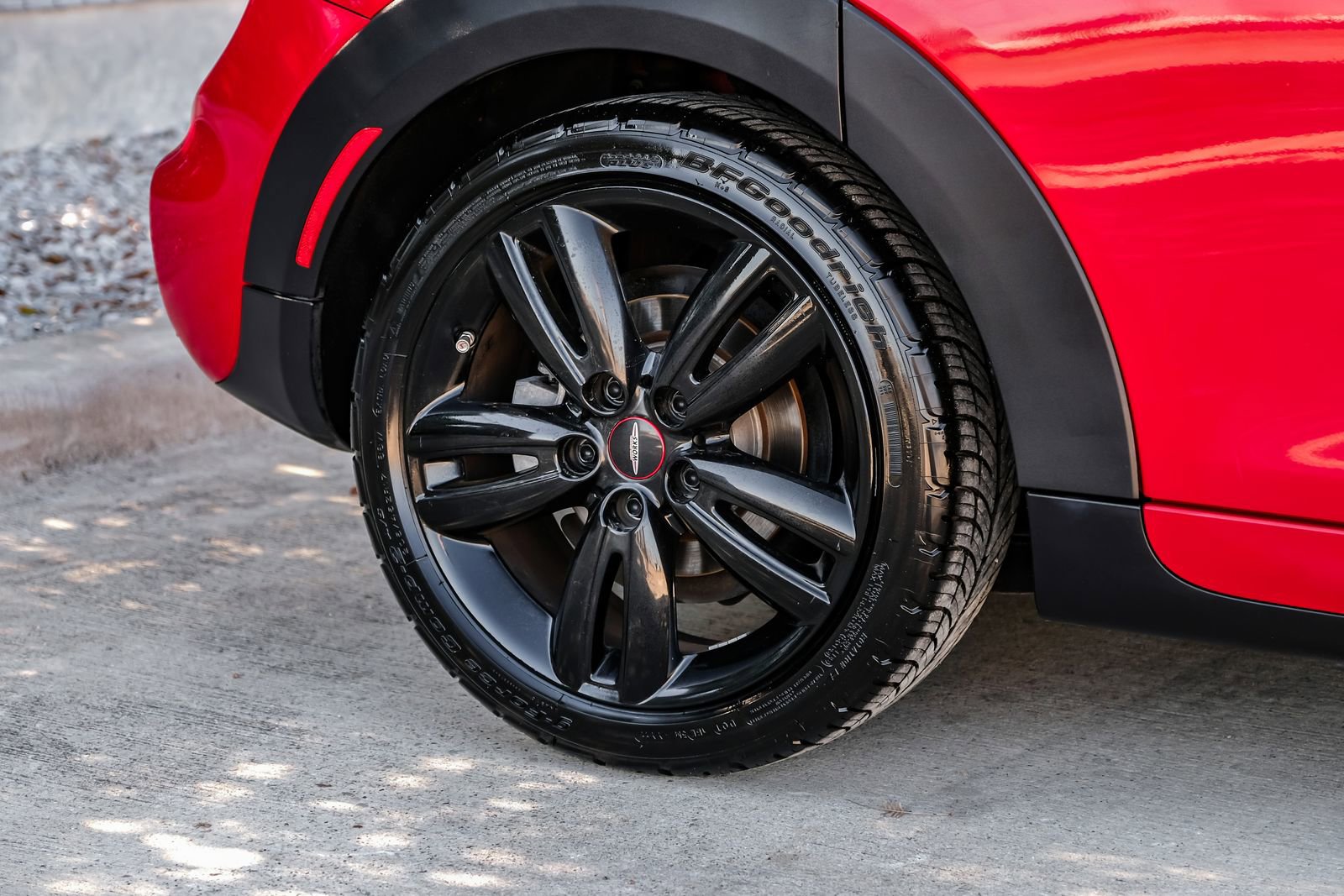 Used 2015 MINI Cooper S image 46