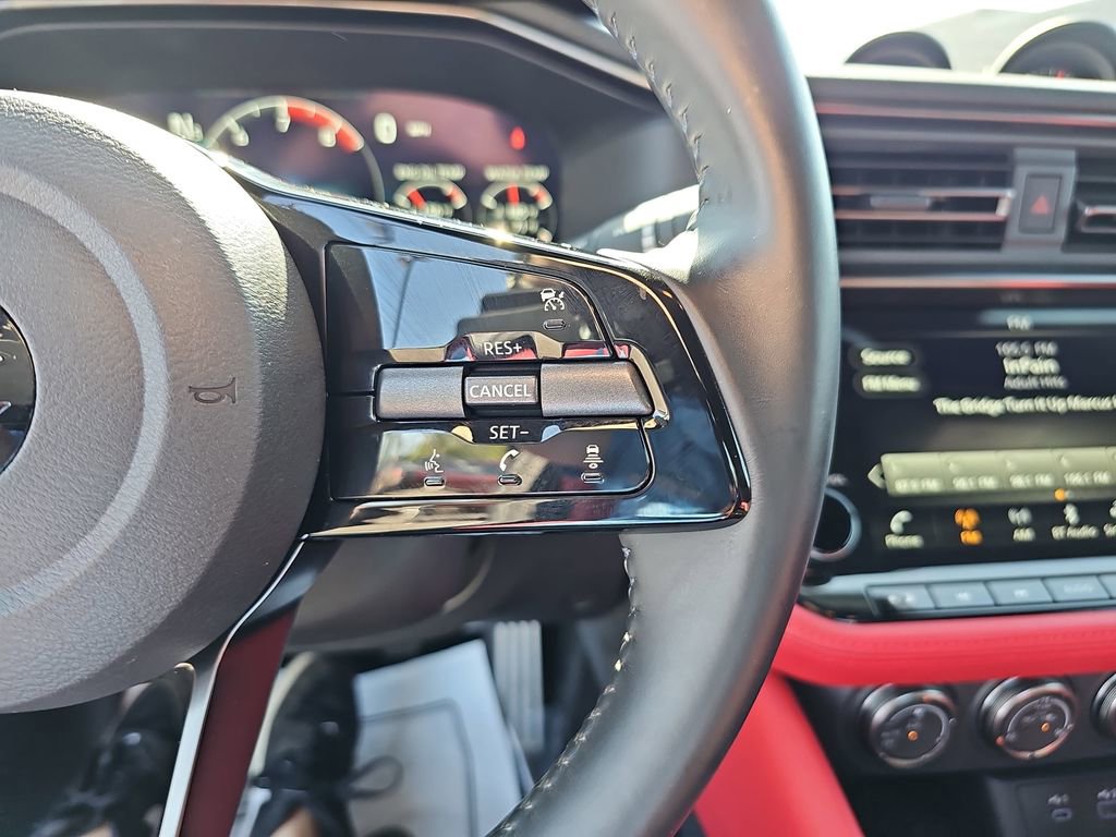 Used 2024 Nissan Z Performance w/ Floor Mat Package image 20