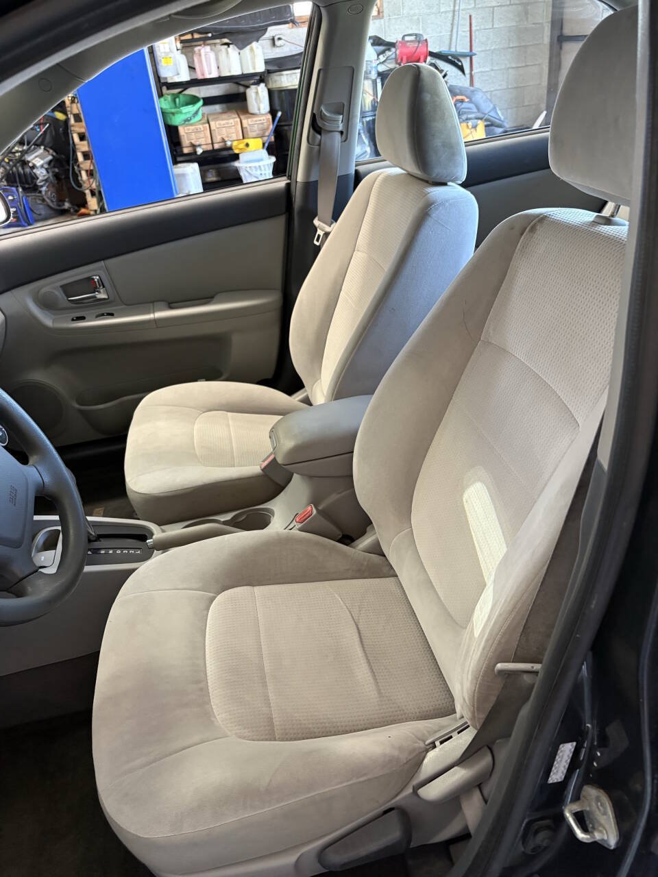 Used 2009 Kia Spectra EX FWD image 10