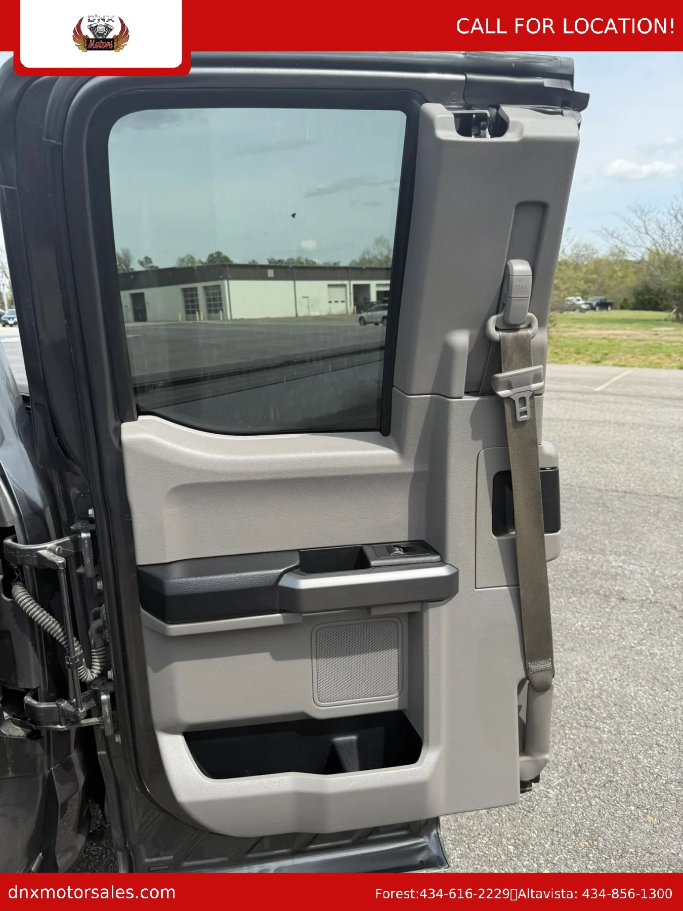 Used 2015 Ford F150 XLT w/ Equipment Group 301A Mid AWD/4WD image 34