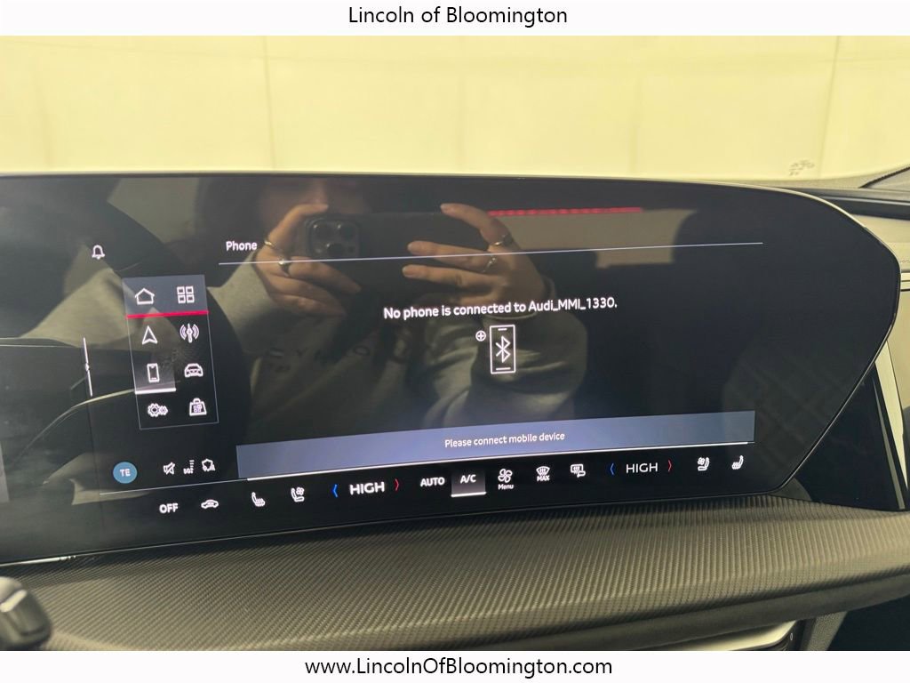 Used 2025 Audi SQ5 Prestige w/ Prestige Package image 51