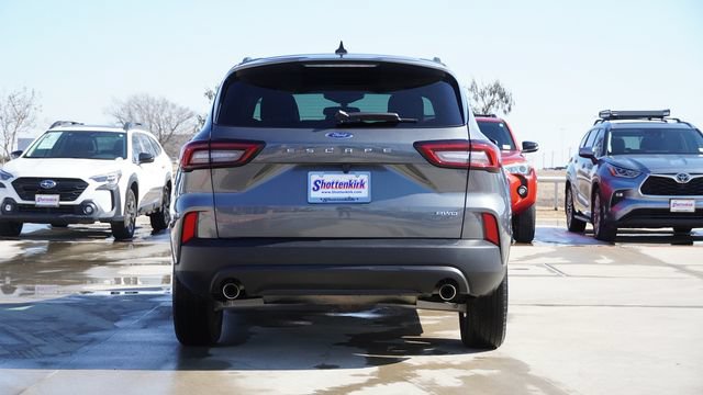 Used 2025 Ford Escape ST-Line AWD/4WD image 8