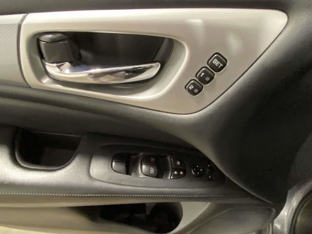 Used 2018 Nissan Pathfinder SL w/ SL Premium Package image 14