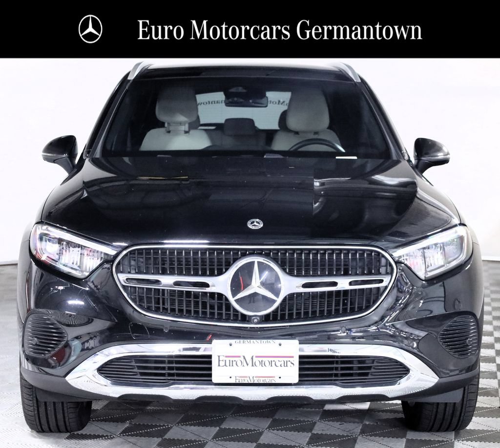 Certified 2026 Mercedes-Benz GLC 300 4MATIC image 2