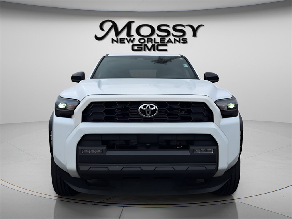 Used 2025 Toyota 4Runner TRD Off-Road image 2